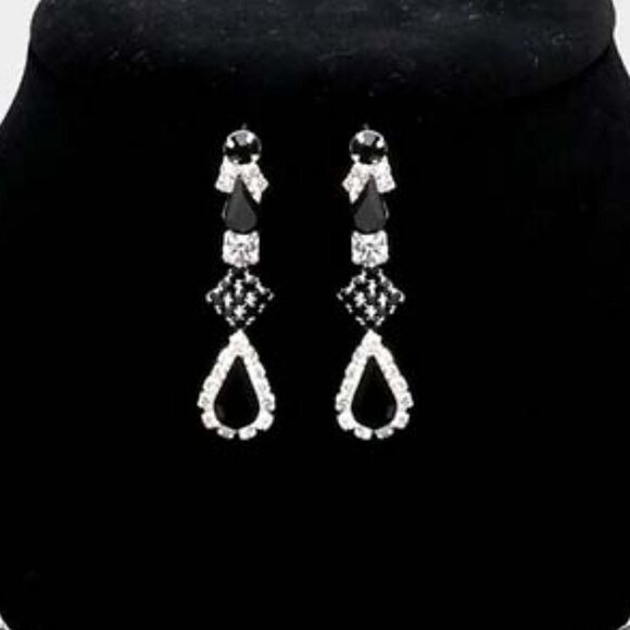 Black Teardrop Stone Detail Rhinestone Necklace Set - Picture 2 of 6